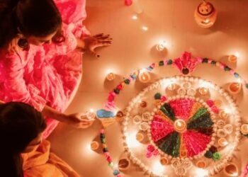 DIWALI 2025: दिल्ली-एनसीआर में ग्रीन पटाखों की अनुमति, सुप्रीम कोर्ट का बड़ा आदेश