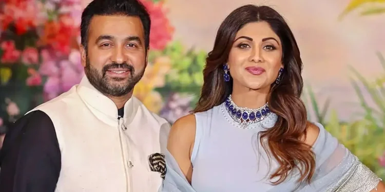 एक्ट्रेस शिल्पा शेट्टी की बढ़ी मुश्किलें 60 करोड़ फ्रॉड का मामले EOW ने 5 घंटे तक की पूछताछ धोखाधड़ी केस में फंसी शिल्पा शेट्टी