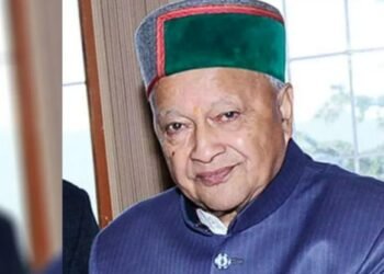 सोनिया गांधी का शिमला आगमन, वीरभद्र सिंह की प्रतिमा अनावरण में कांग्रेस नेताओं की भीड़