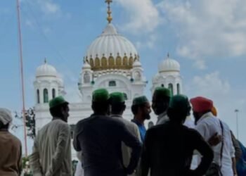 भारत सरकार ने सिख जत्थे को पाकिस्तान जाने की अनुमति दी