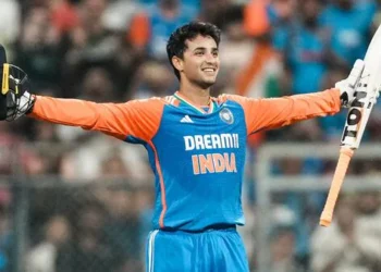 ICC टी20 रैंकिंग: अभिषेक शर्मा नंबर-1 बल्लेबाज बने, बनाया नया इतिहास  ,वरुण चक्रवर्ती बने गेंदबाजी रैंकिंग में नंबर-1 पर बरकरार