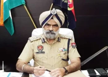 निलंबित DIG हरचरण सिंह भुल्लर की बढ़ी मुश्किलें CBI ने दर्ज की आय से अधिक संपत्ति की FIR, घर से बरामद हुए करोडो के नकद,गहने और लग्जरी घड़ियां