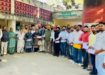 MLA ਕੁਲਜੀਤ ਸਿੰਘ ਰੰਧਾਵਾ ਨੇ ਡੇਰਾਬੱਸੀ ਹਲਕੇ ਦੀਆਂ 36 ਪੰਚਾਇਤਾਂ ਨੂੰ 87.93 ਲੱਖ ਰੁਪਏ ਤੋਂ ਵੱਧ ਦੀਆਂ ਵੰਡੀਆਂ ਗ੍ਰਾਂਟਾਂ