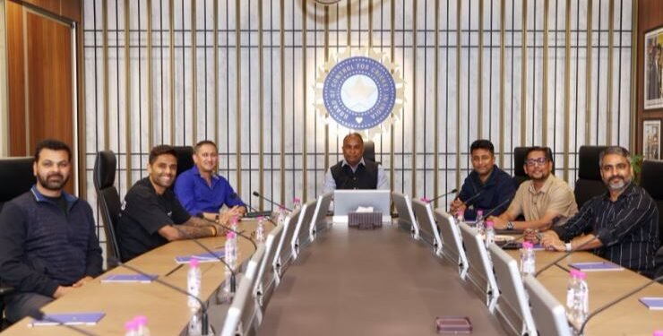 T-20 वर्ल्डकप 2026 के लिए भारतीय टीम का ऐलान,सूर्या कुमार कप्तान और अक्षर पटेल उपकप्तान,शुभमन गिल हुए टीम से बाहर, ईशान किशन की हुई वापसी