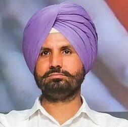 पंजाब की राजनीति में बढ़ी हलचल
