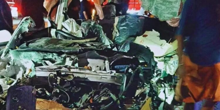 केरल में भीषण हादसा, लॉरी से टकराई कार; 8 की मौत