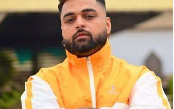 पंजाबी गायक गुलाब सिद्धू के घर के बाहर फायरिंग