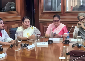 Bengal में बड़ा सियासी खेल, 17 सांसद BJP में जाने की तैयारी