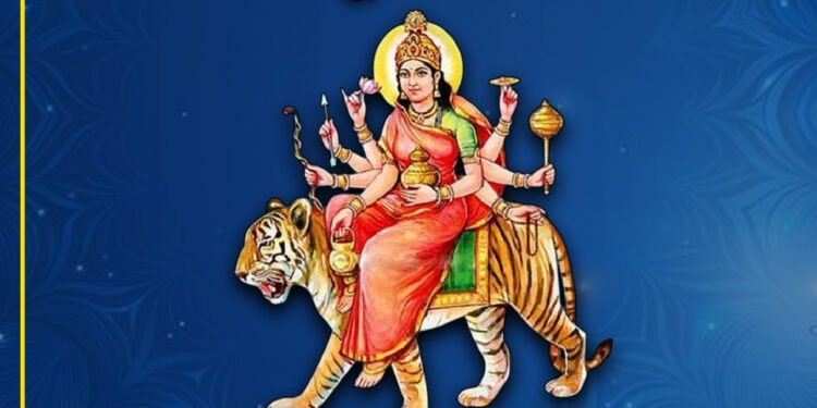 नवरात्रि पर्व का चौथा दिन माँ कूष्मांडा की होती है पूजा ,ब्रह्मांड की रक्षक हैं माँ कूष्मांडा ,शक्ति और बुद्धि का आशीर्वाद  देती हैं माँ