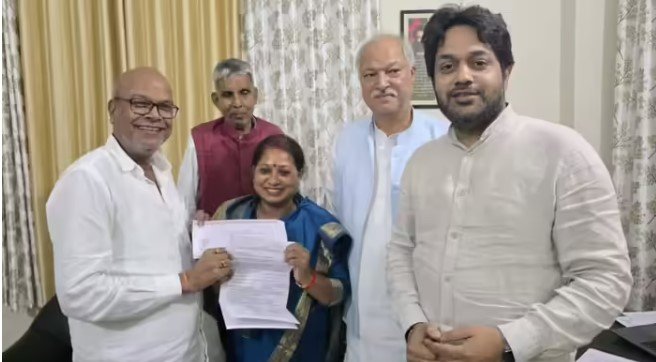 कांग्रेस की पहली लिस्ट में 22 उम्मीदवार घोषित, बिक्रम सीट पर कार्यकर्ताओं ने किया हंगामा