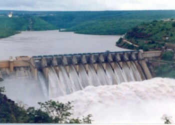 पंजाब और हिमाचल में भारी बारिश, बाढ़ का फिर बढ़ा खतरा , मौसम विभाग ने जारी किया रेड अलर्ट,अगले 2-3 दिनों के लिए भारी बारिश का चेतावनी