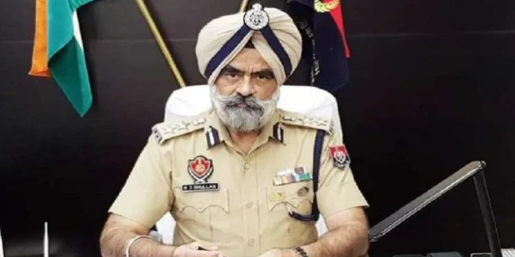 निलंबित DIG हरचरण सिंह भुल्लर की बढ़ी मुश्किलें CBI ने दर्ज की आय से अधिक संपत्ति की FIR, घर से बरामद हुए करोडो के नकद,गहने और लग्जरी घड़ियां