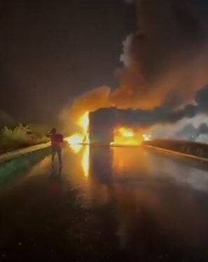 ANDHRA PARDESH : हैदराबाद-बेंगलुरु हाईवे पर लगी बस में आग ,20 लोगों की जलकर दर्दनाक मौत, राष्ट्रपति, PM मोदी और CM नायडू ने जताया शोक