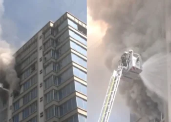 MUMBAI जोगेश्वरी में JMS बिज़नेस सेंटर में लगी आग, 12 दमकल वाहन तैनात, उपरी मंजिलों में फंसे लोगों को निकाला जा रहा है बाहर,राहत एंव बचाव कार्य लगातार जारी