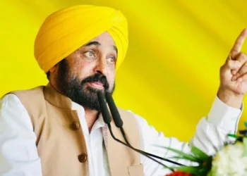 PM मोदी और अरविंद केजरीवाल ने CM भगवंत मान को दी जन्मदिन की बधाई ,‘मिशन रंगला पंजाब’ के कमांडर भगवंत मान को मिल रही हैं जन्मदिन की ढेरों शुभकामनाएं