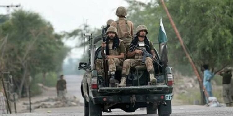 PAKISTAN: PAKISTAN: मीर अली सैन्य शिविर में आत्मघाती हमला,पाकिस्तान के 7 सैनिक शहीद,TTP ने ली इस हमले की जिम्मेदारी, प्रधानमंत्री शहबाज शरीफ ने बुलाई आपात बैठक