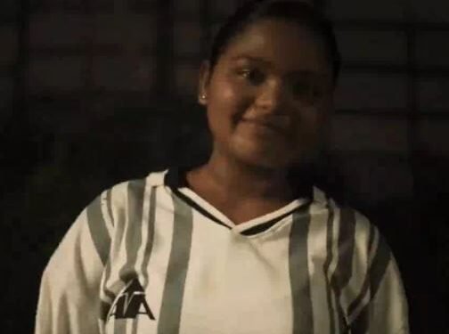 मोगा की परम बनी पंजाबी संगीत की नई आवाज़ फेसबुक वीडियो ने बदली किस्मत, ब्रिटेन के प्रोड्यूसर ने दी पहचान  नयी पीढ़ी की आवाज़: ‘लेडी मूसेवाला’ परम