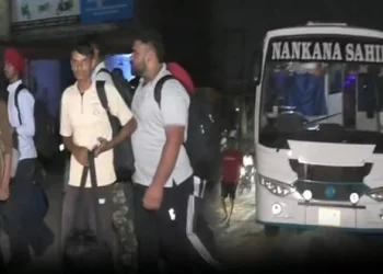 LUDHIANA: 55 स्कूली खिलाड़ियों से भरी बस हाईटेंशन तारों में फंसी , कोचर मार्केट में हुआ हादसा, बिजली विभाग की एक बार फिर आई लापरवाही सामने