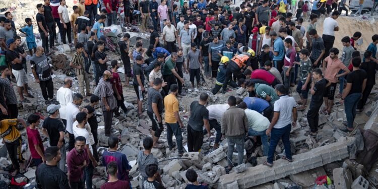 ट्रंप के अल्टीमेटम के बाद गाज़ा युद्ध खत्म होने की उम्मीद , इजराइल -हमास शांति समझौता-72 घंटे में बंधक और कैदी होंगे रिहा ,शांति की राह साफ़