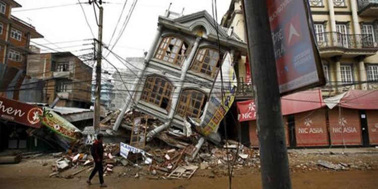 बांग्लादेश में भूकंप अलर्ट — 10 मौतें, विशेषज्ञों की चेतावनी