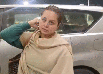 Lalu यादव परिवार में टूट: बहन-बेटियों ने घर छोड़ा, रोहिणी ने उठाए गंभीर आरोप