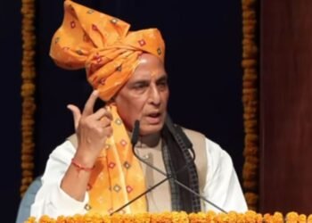 रक्षा मंत्री राजनाथ सिंह ने कुरूक्षेत्र में आयोजित अंतरराष्ट्रीय गीता महोत्सव में की शिरकत, ब्रह्मसरोवर में की विधिवत पूजा,  हरियाणा पवेलियन का किया उद्घाटन