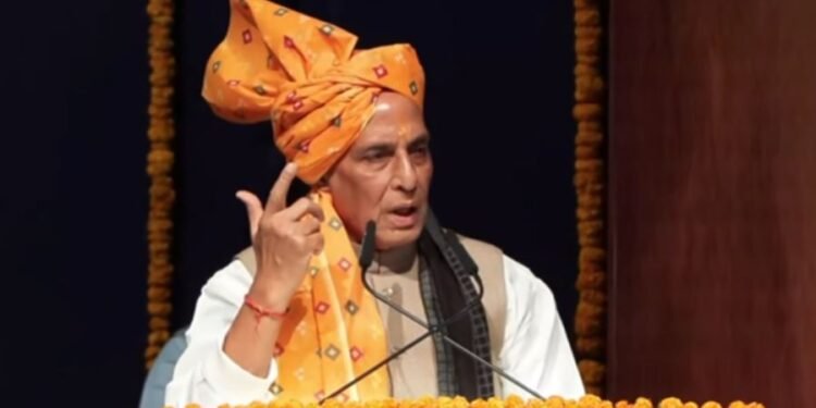 रक्षा मंत्री राजनाथ सिंह ने कुरूक्षेत्र में आयोजित अंतरराष्ट्रीय गीता महोत्सव में की शिरकत, ब्रह्मसरोवर में की विधिवत पूजा,  हरियाणा पवेलियन का किया उद्घाटन