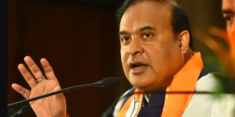 DELHI ब्लास्ट को लेकर सोशल मीडिया पर आपत्तिजनक पोस्ट के आरोप में असम पुलिस ने किया 15 लोगों को गिरफ्तार, मुख्यमंत्री हिमंत बिस्वा सरमा ने दिए सख्त कार्रवाई के आदेश