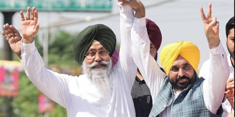 TARN TARAN उपचुनाव में AAP को मिली बड़ी जीत, हरमीत सिंह संधू ने 12,091 वोटों से की जीत हासिल AAP का पंजाब में बढ़ा दबदबा