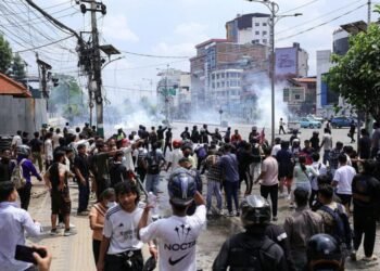 NEPAL के बारा जिले में फिर तनाव, Gen Z और CPN-UML समर्थकों के बीच हुई झड़प , हिंसा के बाद कर्फ्यू लागू, 10 लोग घायल