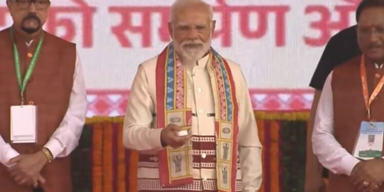 PM मोदी ने किया आज का छतीसगढ़ दौरा, 4260 करोड़ से ज्यादा की परियोजनाओं का किया उद्घाटन , विधानसभा के नए भवन का किया उद्घाटन