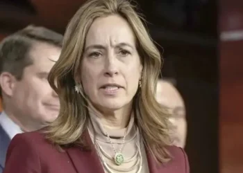 NEW JERSEY की नई गवर्नर बनी मिकी शेरिल, ट्रंप के समर्थक जैक सियाटारेली को हराया, डेमोक्रेटिक पार्टी की मजबूती का दिया संकेत