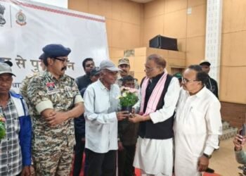 JHIRAM VALLEY ATTACK के मास्टरमाइंड चैतू उर्फ श्याम दादा ने किया सरेंडर, 25 लाख का इनाम रखा था सरकार ने,2013 में कांग्रेस नेताओं सहित 30 लोगों की थी हत्या