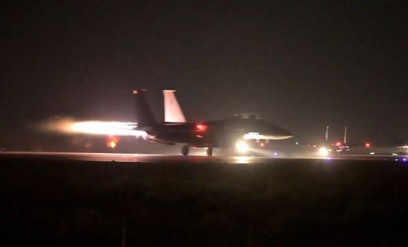 सीरिया में ISIS पर अमेरिका का बड़ा हमला, ‘ऑपरेशन हॉकआई स्ट्राइक’ से कांपा ISIS,70 से ज्यादा ठिकाने किए तबाह