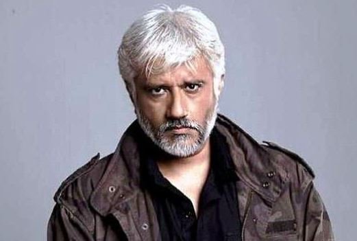 फिल्ममेकर VIKRAM BHATT गिरफ्तार, फिल्म बनाने के नाम पर राजस्थान के व्यापारी से 30 करोड़ ठगने का आरोप