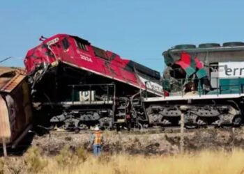 MEXICO में बड़ा रेल हादसा, इंटरओशनिक ट्रेन के कईं डिब्बे पटरी से उतरे, 13 लोगों की मौत और 98 यात्री घायल,रेल यातायात ठप्प