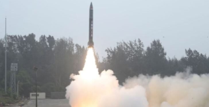 भारत की रक्षा ताकत में इजाफा,एक लॉन्चर, दो मिसाइलें दागी, प्रलय के सफल सैल्वो लॉन्च से DRDO की बड़ी उपलब्धि हासिल