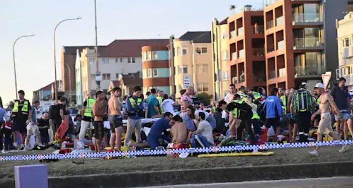 AUSTRALIA में समुद्र किनारे त्योहार मना रहे यहूदियों पर की फायरिंग, 12 लोगों की मौत और 60 से अधिक लोग घायल,ऑस्ट्रेलियन PM अल्बनीज ने हादसे पर जताया दुख