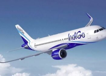 INDIGO में अब तक का सबसे बड़ा संकट, एक दिन में 550 फ्लाइट्स हुई रद्द, यात्रियों को करना पड़ा मुश्किलों का सामना