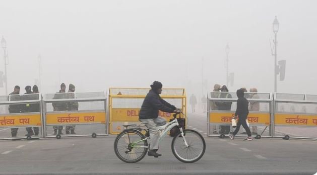 DELHI बढ़ते प्रदूषण पर सरकार सख्त,BS-6 से नीचे की गाड़ियों पर सख्त बैन,18 दिसंबर से होगा नया नियम लागू