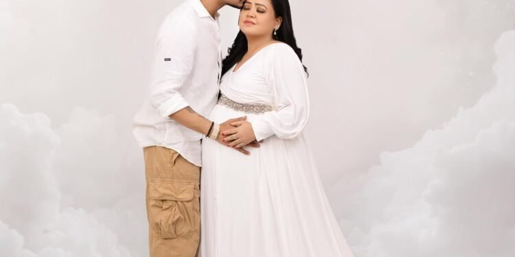 लाफ्टर क्वीन BHARTI SINGH बनीं दूसरी बार मां,41 साल की उम्र में दिया बेटे को जन्म, घर में गूंजी किलकारियां
