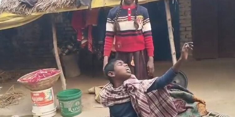 11 गांव, 43 दिव्यांग और एक अनजानी बीमारी… सवालों में सिस्टम