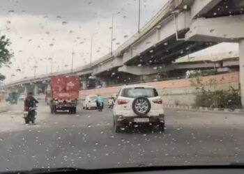 2026 की शुरुआत धुंध और ज़हर भरी हवा से, दिल्ली बेहाल, 5 जनवरी तक घने कोहरे का अलर्ट