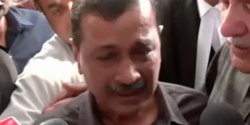   कोर्ट से बड़ी राहत: शराब नीति केस में बरी हुए केजरीवाल-सिसोदिया, भावुक होकर बोले – मैं भ्रष्ट नहीं
