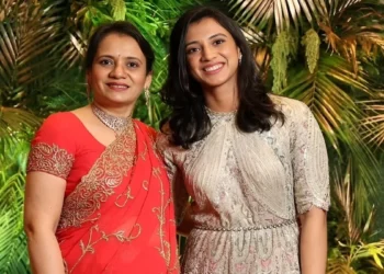 WPL जीत पर स्मृति की मां का पोस्ट वायरल, बिना नाम लिए पलाश मुछाल पर कसा तंज