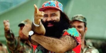 40 दिन की पैरोल के बाद फिर जेल लौटे Gurmeet Ram Rahim Singh, पैरोल पर फिर छिड़ी बहस