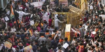 बांग्लादेश में चुनाव से एक दिन पहले हिंदू युवक की ह.त्या से मचा सनसनी, अल्पसंख्यक समुदाय में दहशत