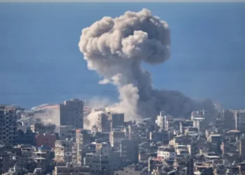 मिडिल ईस्ट युद्ध का असर: मौतें, आर्थिक झटका और वैश्विक चिंता बढ़ी