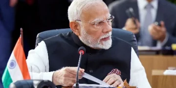 पीएम मोदी का संदेश: शांति और संवाद से ही निकलेगा संकट, भारतीयों की सुरक्षा हमारी प्राथमिकता