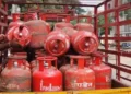 LPG सिलेंडर बुकिंग के नियम बदले, अब 25 दिन बाद ही कर सकेंगे अगली बुकिंग